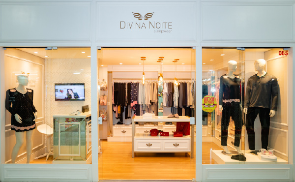 Fachada Loja Shopping Russi